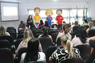 Professores de Laranjeiras participam de capacitação do Programa Agrinho