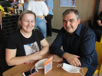 Inaugurou em Laranjeiras do Sul Giraffas Burger