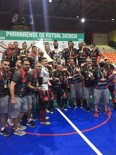 OperÃ¡rio Laranjeiras Ã© CampeÃ£o Paranaense de Futsal Chave Prata 2020 