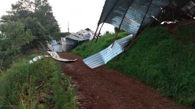 Temporal causa destruiÃ§Ã£o em Rio Bonito do IguaÃ§u