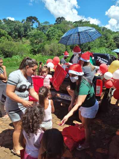 LS: Projeto FaÃ§a Uma CrianÃ§a Feliz Beneficiou 613 crianÃ§as neste final de ano