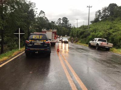 Marquinho: Acidente envolvendo dois caminhÃµes boiadeiro aconteceu prÃ³ximo ao Rio do Cobre 