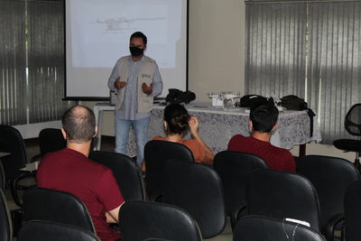Sindicato Rural de Laranjeiras do Sul e SENAR â€“ PR proporcionam curso de operaÃ§Ã£o de drones a produtores 
