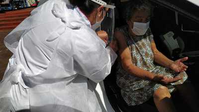Laranjeiras: Secretaria de SaÃºde iniciou hoje (09) a vacinaÃ§Ã£o dos idosos acima de 90 anos