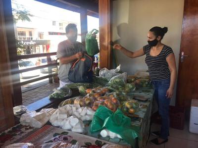 Mercado Municipal de Laranjeiras do Sul mantÃ©m atendimento apenas no perÃ­odo da manhÃ£