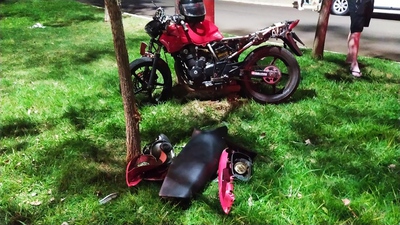 Laranjeiras: Motociclista fica ferido apÃ³s acidente na Av. Ãlvaro Natel de Camargo