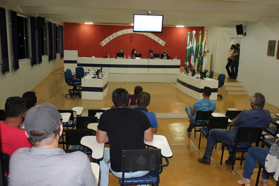 LÃ­deres femininas da Coprossel apresentam projeto para construÃ§Ã£o de nova gruta na comunidade Linha Nova - RBI