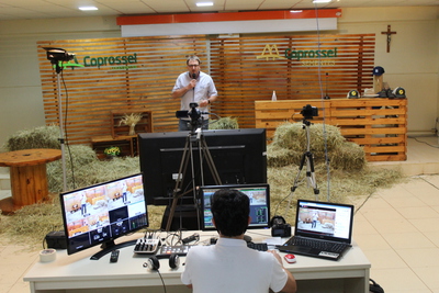 Coprossel  -  Conhecimento Ã© a semente da produtividade e rentabilidade no Agro