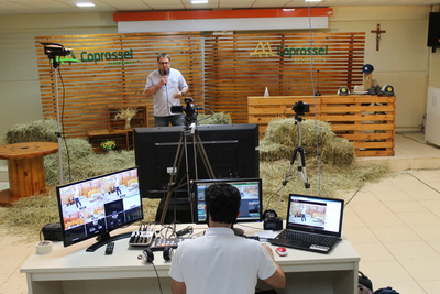 Coprossel  -  Conhecimento Ã© a semente da produtividade e rentabilidade no Agro