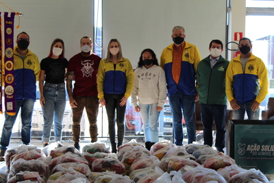 AÃ§Ã£o SolidÃ¡ria arrecadou mais de 2 toneladas e meia de alimentos