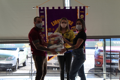 AÃ§Ã£o SolidÃ¡ria arrecadou mais de 2 toneladas e meia de alimentos