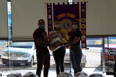 AÃ§Ã£o SolidÃ¡ria arrecadou mais de 2 toneladas e meia de alimentos