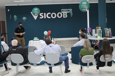 Sicoob Credicapital comemora 7 anos em Laranjeiras do Sul 