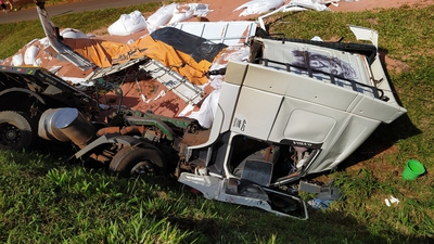 Laranjeiras: Acidente grave ceifa a vida de laranjeirense na BR 277