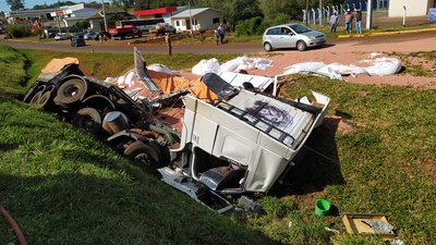 Laranjeiras: Acidente grave ceifa a vida de laranjeirense na BR 277