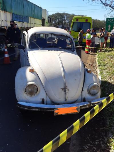 Cantagalo: Homem morre apÃ³s colidir Fusca contra carreta na BR 277