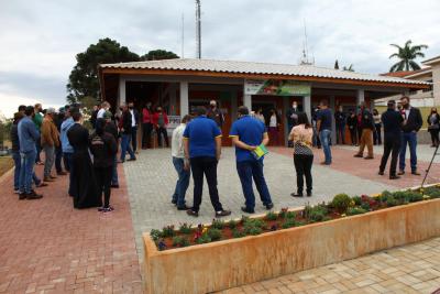 Poder pÃºblico em Rio Bonito do IguaÃ§u inaugurou (15/07) espaÃ§o fÃ­sico para Feira do Produtor Rural 
