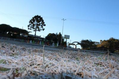 Confira as fotos da geada na RegiÃ£o de Laranjeiras do Sul (19/07)