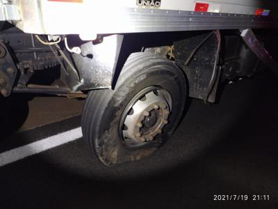 Cantagalo: Grave acidente Ã© registrado na BR 277 envolvendo auto e caminhÃ£o