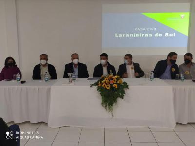 Chefe da Casa Civil Guto Silva esteve reunido com lideranÃ§as polÃ­ticas em Laranjeiras do Sul