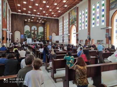 ProcissÃ£o e bÃªnÃ§Ã£o dos carros no dia da Padroeira Santâ€™Ana
