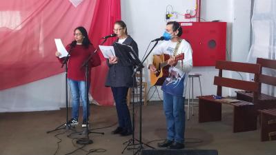 Missa Solene Abriu as CelebraÃ§Ãµes em Louvor ao Bom Jesus em Campo Mendes