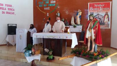 FESTA DO SENHOR BOM JESUS NO DIVISOR EM NOVA LARANJEIRAS TEVE TRIDUO, CARREATA E MISSA SOLENE
