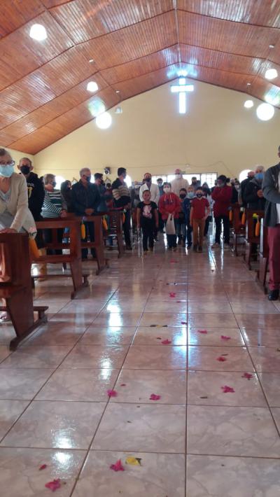 FESTA DO SENHOR BOM JESUS NO DIVISOR EM NOVA LARANJEIRAS TEVE TRIDUO, CARREATA E MISSA SOLENE