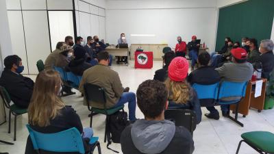 Escritor e Economista Eduardo Moreira estÃ¡ visitando Laranjeiras do Sul