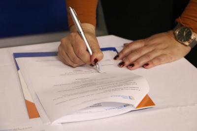 UniGuairacÃ¡ inaugura unidade de educaÃ§Ã£o Ã  distÃ¢ncia em Laranjeiras do Sul