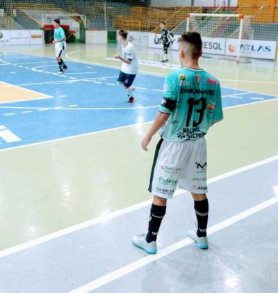 Laranjeirense AndrÃ© Palhano Smak foi convocado pela seleÃ§Ã£o paranaense sub 17 para a TaÃ§a Brasil.