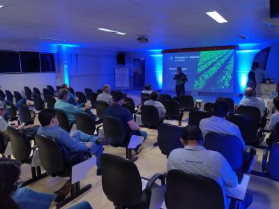 Coprossel e Bayer fazem o lanÃ§amento regional de novo inseticida para controle de percevejo na soja 