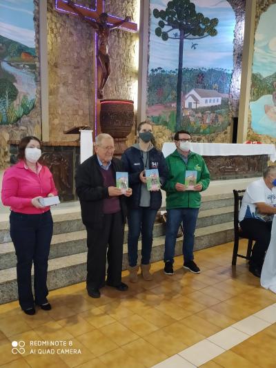 LanÃ§amento do livro sobre a vida do padre Silvano 