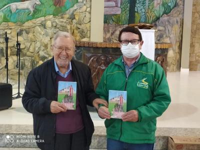LanÃ§amento do livro sobre a vida do padre Silvano 