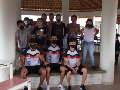  Torcida Sangue Rubro Negro e Jogadores do OperÃ¡rio do Feminino e masculino fizeram a entrega dos brinquedos da AÃ§Ã£o entre Amigos.