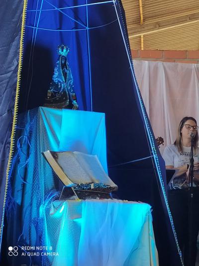 Missa das CrianÃ§as Ã© celebrada pelo bispo dom Amilton