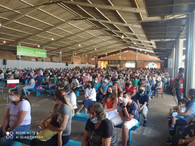 Missa das CrianÃ§as Ã© celebrada pelo bispo dom Amilton