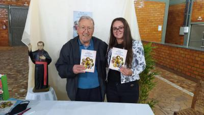 Padre Giovanni Murazzo lanÃ§ou mais um livro de EvangelizaÃ§Ã£o