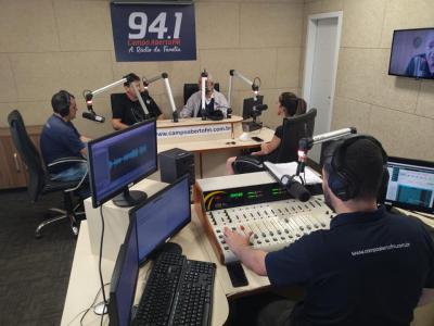 Padre Domenico participa da programaÃ§Ã£o da Campo Aberto FM para explanar sobre a ImportÃ¢ncia da FormaÃ§Ã£o Continuada