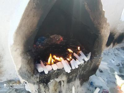 FiÃ©is participam da celebraÃ§Ã£o da missa do Dia de Finados no CemitÃ©rio Municipal de Laranjeiras