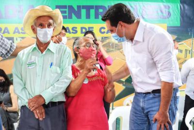 Governo entrega 119 casas populares para ajudar famÃ­lias de Cantagalo