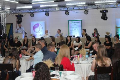 Coprossel realiza a formatura da segunda turma do Programa de Desenvolvimento da LideranÃ§a Feminina 