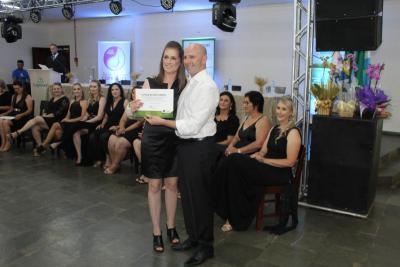 Coprossel realiza a formatura da segunda turma do Programa de Desenvolvimento da LideranÃ§a Feminina 
