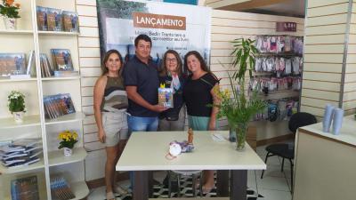Maria Bedin Trento lanÃ§a livro