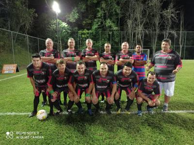 Laranjeiras do Sul estreia com vitÃ³ria na Copa R10 270+ de Futebol Sete Veteranos