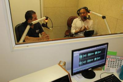 Padre Paulo Carlos De Souza Diretor Geral da Central Cultura de ComunicaÃ§Ã£o Visitou a Campo Aberto FM