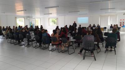 Aconteceu neste sÃ¡bado (02) Assembleia Geral ExtraordinÃ¡ria do Sindicato dos FuncionÃ¡rios PÃºblicos Municipais de Laranjeiras do Sul