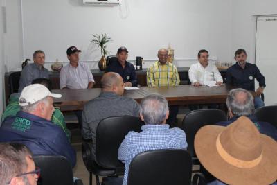 Recinto de LeilÃµes Silvino Schuster de Laranjeiras do Sul, foi reinaugurado nesta sexta-feira (08/04) 