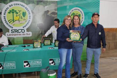 Recinto de LeilÃµes Silvino Schuster de Laranjeiras do Sul, foi reinaugurado nesta sexta-feira (08/04) 