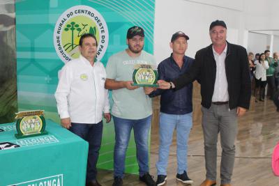 Recinto de LeilÃµes Silvino Schuster de Laranjeiras do Sul, foi reinaugurado nesta sexta-feira (08/04) 
